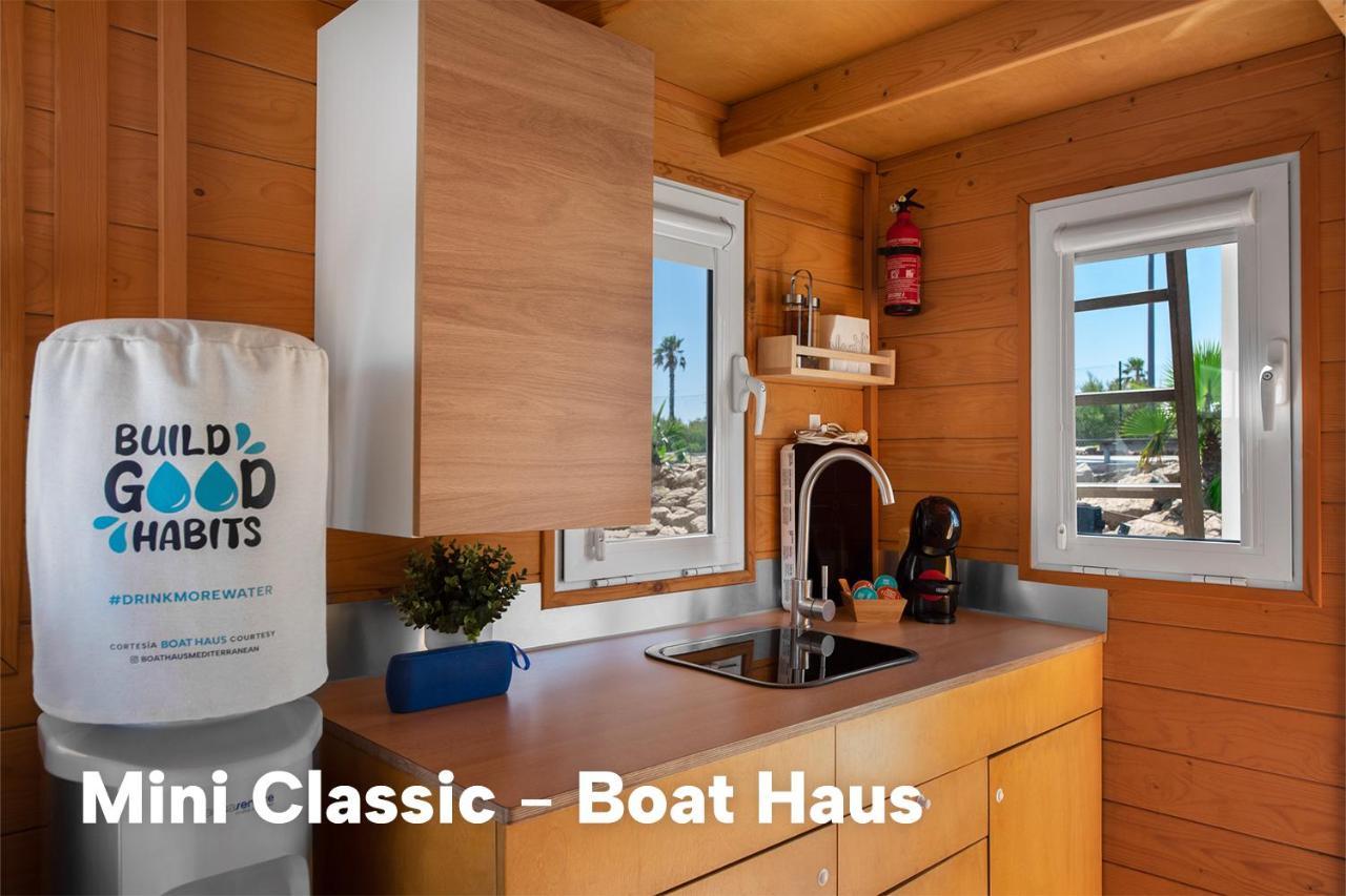 Boat Haus - Mediterranean Experience Bateau-hôtel La Línea de la Concepción