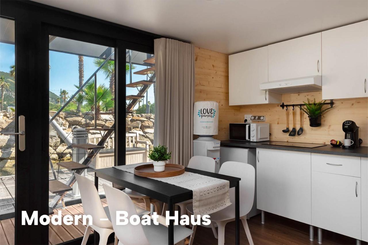 Boat Haus - Mediterranean Experience Bateau-hôtel 3*
