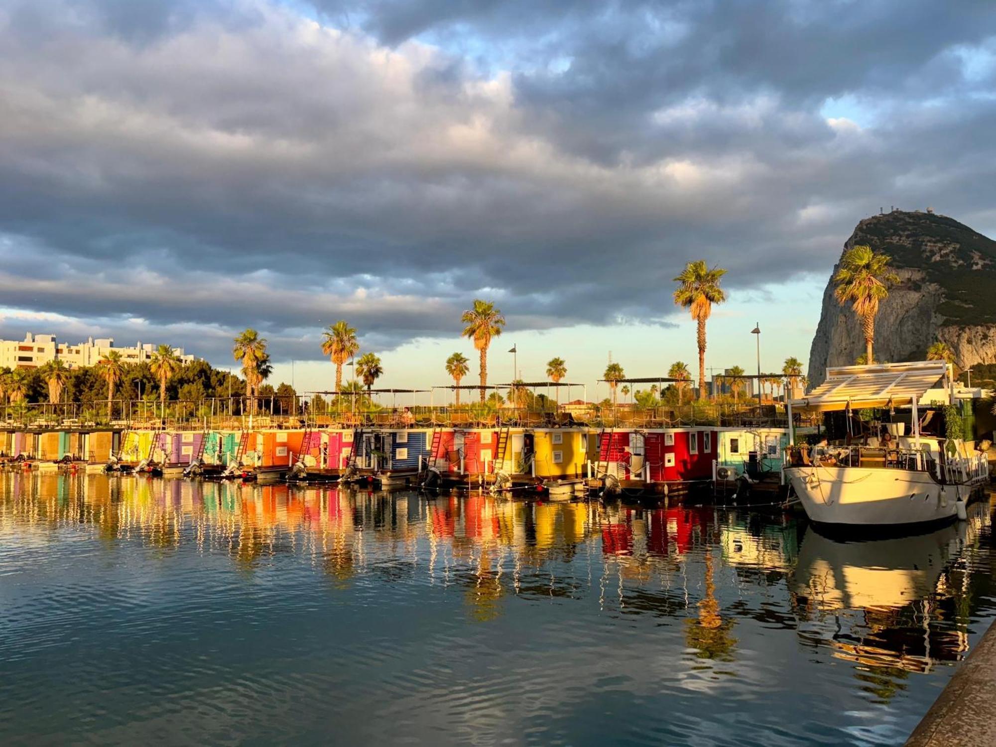 Bateau-hôtel Boat Haus - Mediterranean Experience 3*