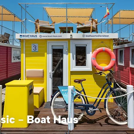 Boat Haus - Casas Flotantes Frente A Gibraltar Hotel La Línea de la Concepción Buitenkant foto