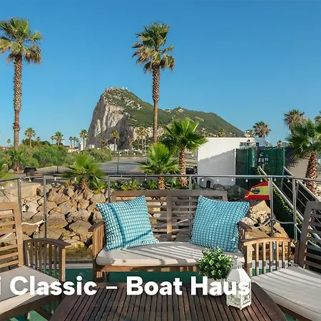 Boat Haus - Casas Flotantes Frente A Gibraltar Hotel La Línea de la Concepción Buitenkant foto